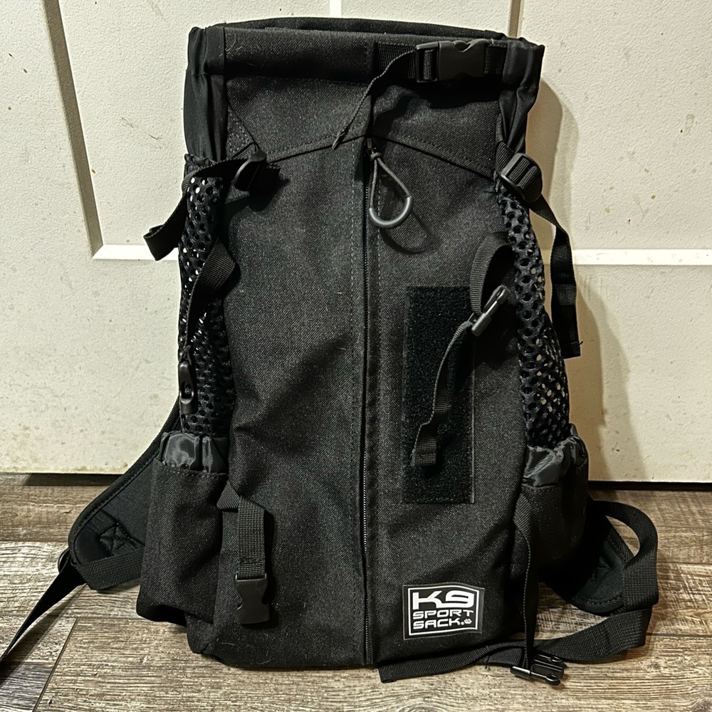 K9 Sport Sack® AIR PLUS Adjustable Backpack Dog Carrier Medium in Black